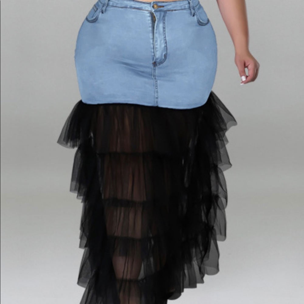NWT Plus Demin Tulle Stretch Skirt
